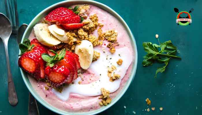 Lemon strawberry smoothie bowl Recipe